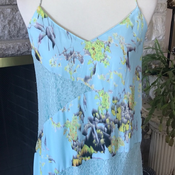 Anthropologie Rainflower Lace - Picture 5 of 8